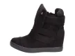 Czarne sneakersy, buty damskie Vices 1067-1