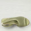 Zielone skórzane sandały damskie na koturnie Potocki 77302