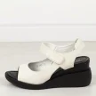 Białe sandały damskie na koturnie Sergio Leone sk843