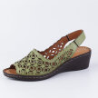 Zielone skórzane sandały damskie na koturnie POTOCKI 79001
