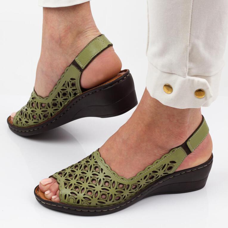 Zielone skórzane sandały damskie na koturnie POTOCKI 79001