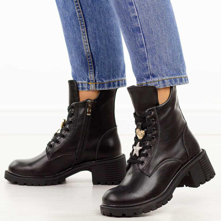 Czarne skórzane botki damskie na traperze Filippo Dbt7132/25