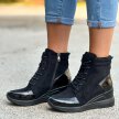 Czarne botki damskie, sneakersy na zimę na koturnie VINCEZA 10833
