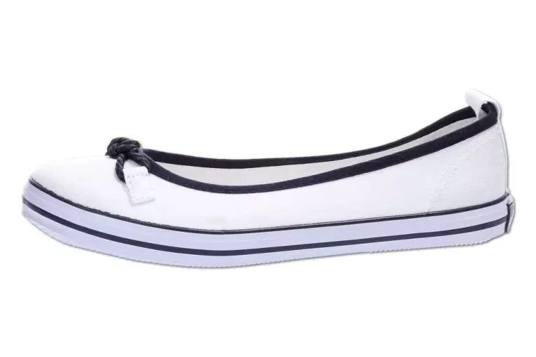 -40% Białe Markowe baleriny American Club Lh55