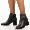 Czarne skórzane botki damskie na słupku Sergio Leone Bt25209S