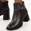 Czarne skórzane botki damskie na słupku Sergio Leone Bt25209S