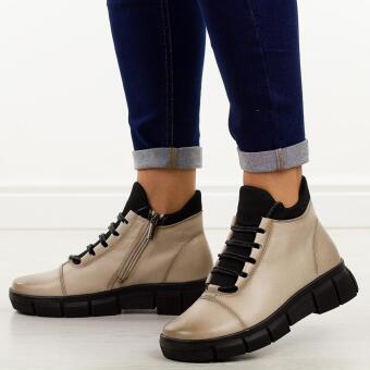 Beżowe skórzane botki damskie na traperze Cambell 19341