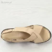 Beżowe skórzane sandały damskie na koturnie IZZY 014