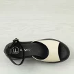 Czarno beżowe skórzane sandały damskie na koturnie z zakrytą pietą Filippo Ds6075/24