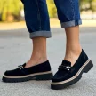 Czarne skórzane mokasyny damskie, loafersy z łańcuchem FILIPPO DP4589/23