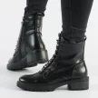 Czarne trapery damskie botki VINCEZA 10662 PU