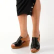 Czarne skórzane POLSKIE sandały damskie na koturnie DEONI D505