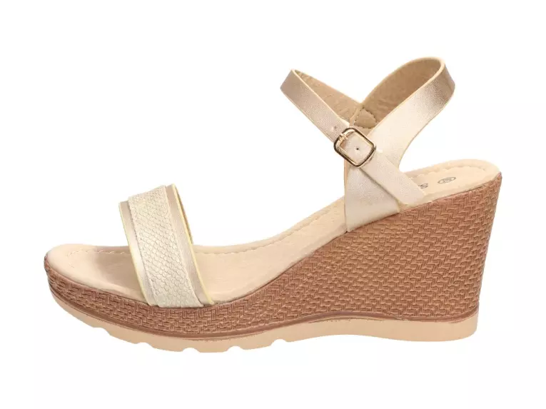 Złote sandały, buty damskie Sabatina 15019