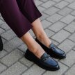 Czarne skórzane mokasyny damskie Vinceza 18112