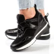 Czarne sneakersy, półbuty damskie na koturnie VINCEZA 10743