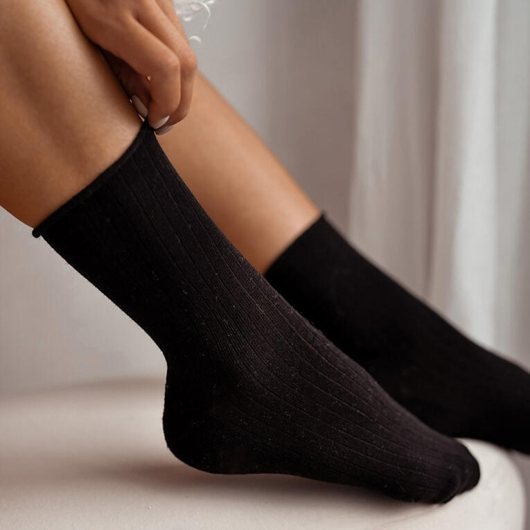 Czarne skarpetki bezuciskowe półfrotte 1210
