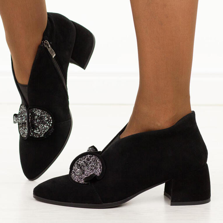 Czarno skórzane botki damskie na obcasie DiA 52-182