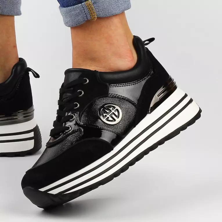Czarne sneakersy damskie na platformie POTOCKI 12025