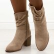Beżowe jesienne zamszowe botki damskie na obcasie S.Barski 52-516