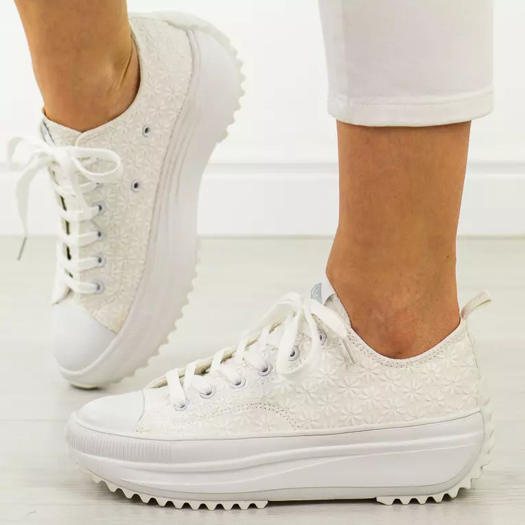 Białe sportowe buty damskie na platformie Lee Cooper 3465