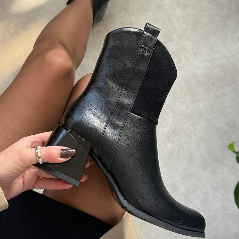 Czarne botki damskie na obcasie M.Daszyński Sa269-2