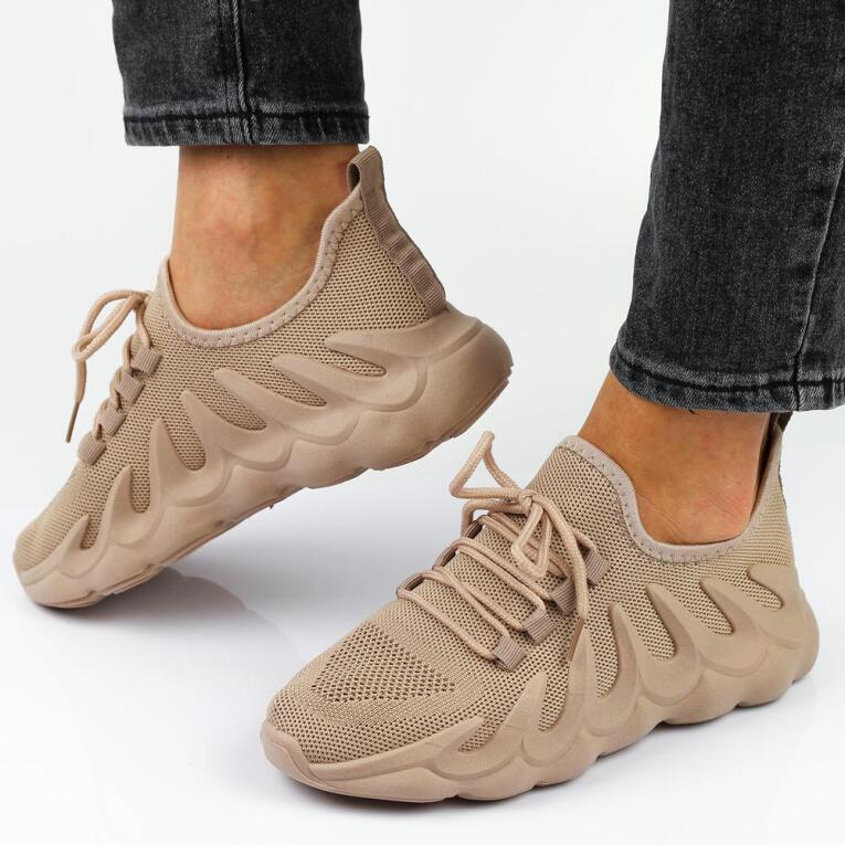 Beżowe buty damskie sportowe VINCEZA 13575