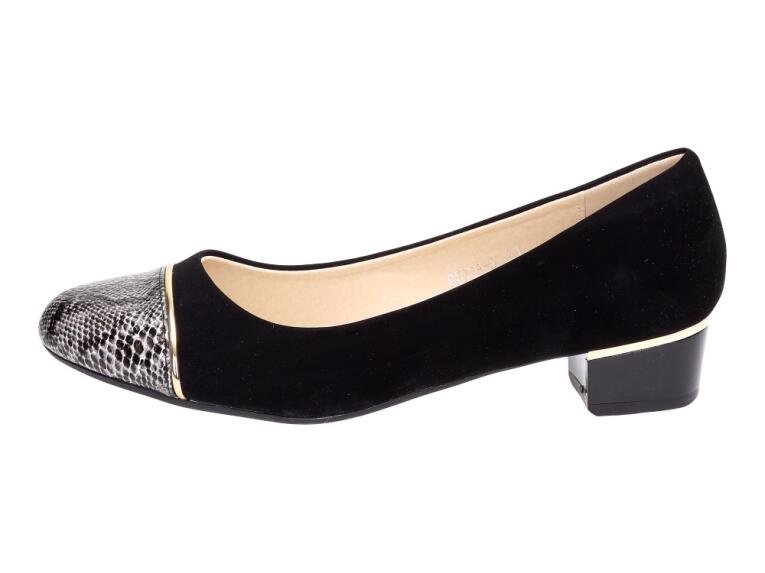 Czarne czółenka, buty damskie Bsm C011