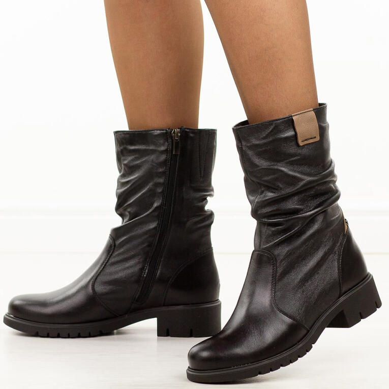 Czarne wyższe zimowe Polskie botki damskie Galant 3326