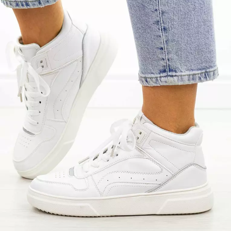 Białe sportowe buty damskie Vinceza 8786 Wt