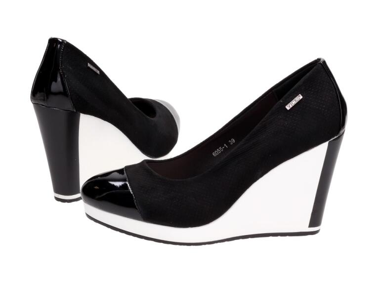 Czarne czółenka damskie Vices 6055-1 Koturna