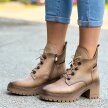 Beżowe botki damskie na obcasie, workery VINCEZA 10813 PU