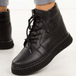 Czarne skórzane botki damskie na traperze T.Sokolski Z-7