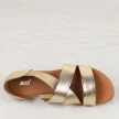 Złote płaskie sandały damskie z zakrytą piętą Jezzi 3882