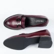 Bordowe półbuty damskie na obcasie VINCEZA 58162 BK PU
