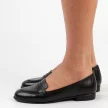 Czarne skórzane mokasyny damskie, loafersy T.SOKOLSKI 429