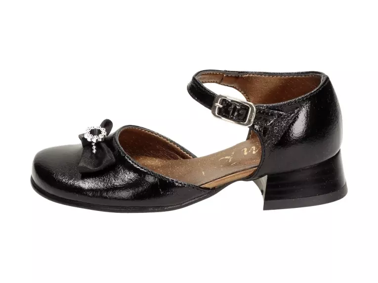 Czarne pantofle, buty dziecięce Kmk 86