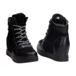 Czarne botki damskie na koturnie, sneakersy skórzane FILIPPO DP3148/21 BK