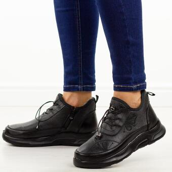 Czarne ciepłe botki damskie Potocki 16355