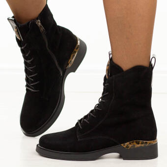 Czarne skórzane botki damskie Filippo Dbt7221/25