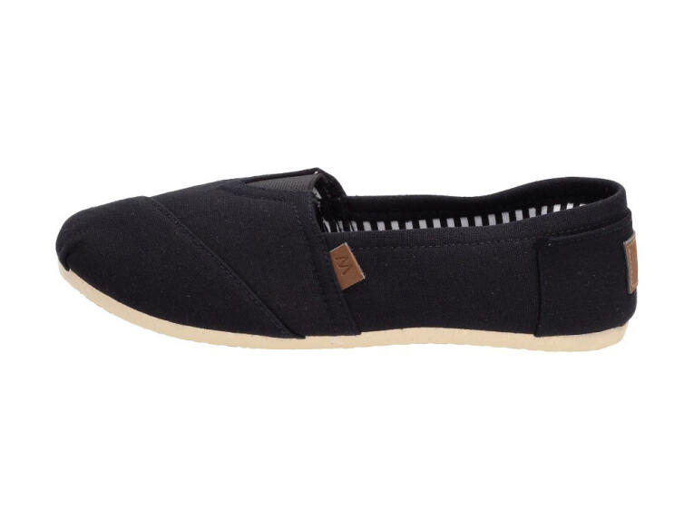 Czarne tenisówki damskie Wishot 064 Slip On
