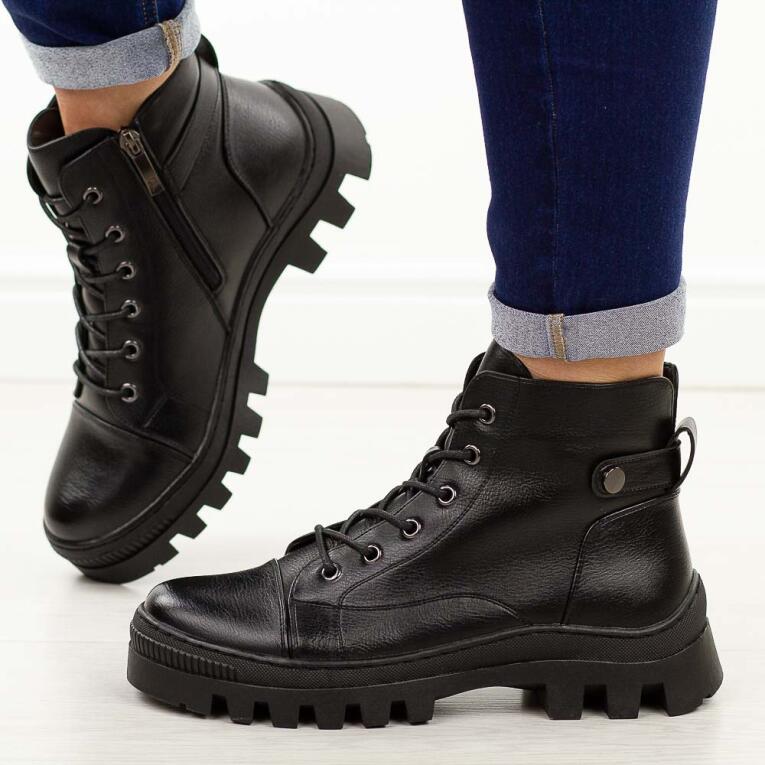 Czarne bkpu botki damskie na traperze Potocki 19317