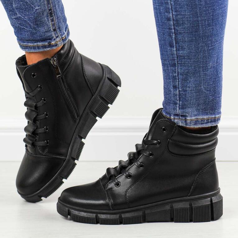 Czarne skórzane botki damskie na traperze T.Sokolski Z25-250