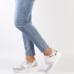 Białe skórzane sneakersy damskie na koturnie S.BARSKI 21405