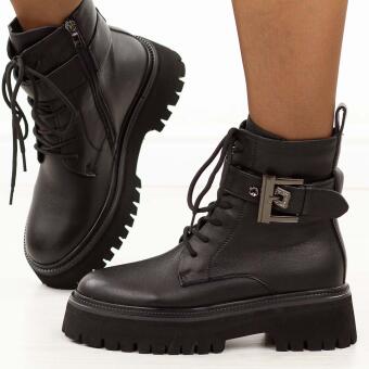 Czarne skórzane trapery damskie DiA 52-032