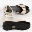Złote skórzane POLSKIE sandały damskie na koturnie z zakrytą piętą SUZANA AR1851