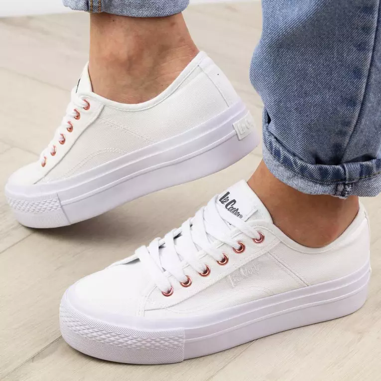 Białe tekstylne trampki damskie na platformie LEE COOPER 0890L