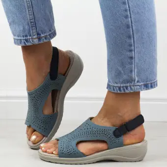 Niebieskie sandały damskie Potocki 90304