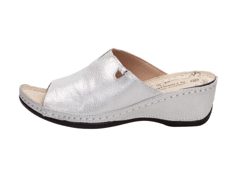 Srebrne klapki damskie T.SOKOLSKI L21-406