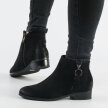 Czarne zamszowe botki damskie VINCEZA 10615