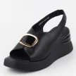 Czarne skórzane sandały damskie na koturnie Jezzi 6865